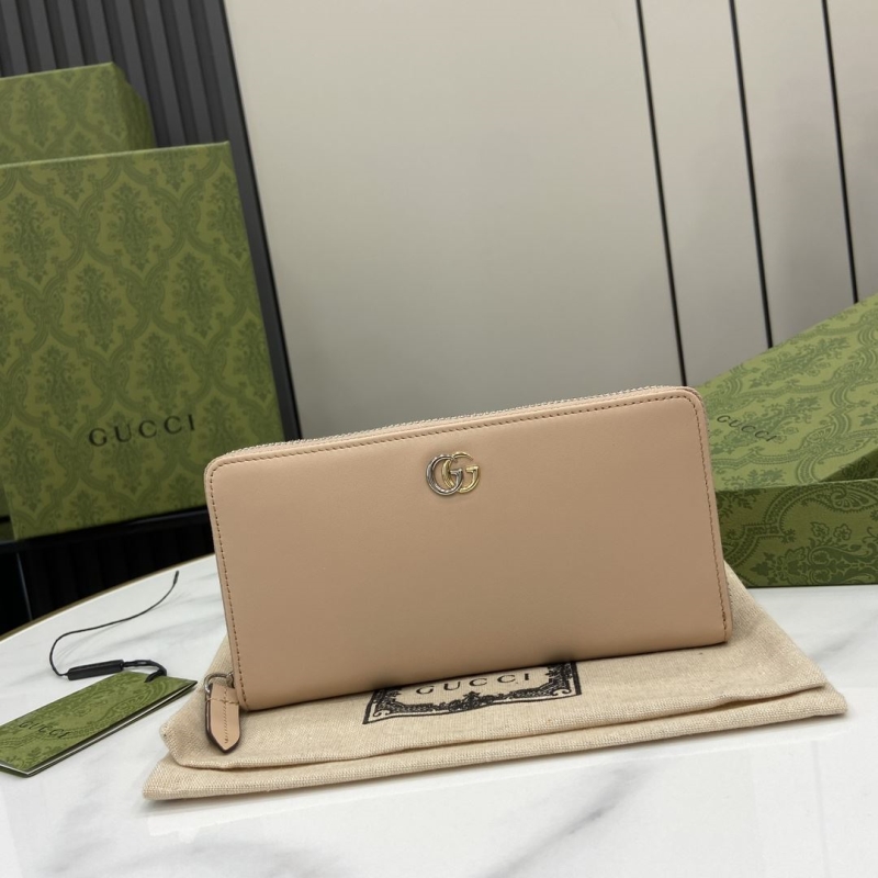 G*u*i wallets & purse